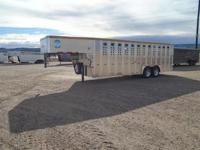 new Stock / Stock Combo Trailers Merritt Trailers  for sale, in Scottsbluff, NE Thumbnail 5