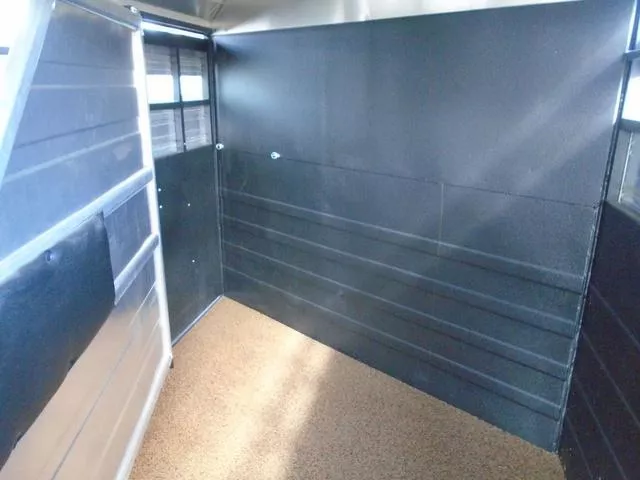 used Stock / Stock Combo Trailers Logan Coach  for sale, in Scottsbluff, NE Thumbnail 23