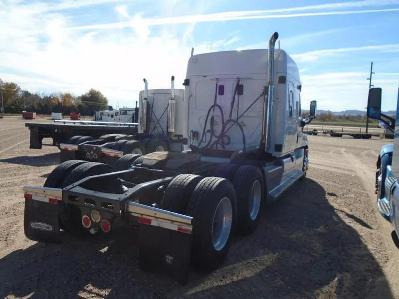 used Other Trucks Freightliner  for sale, in Scottsbluff, NE Thumbnail 3
