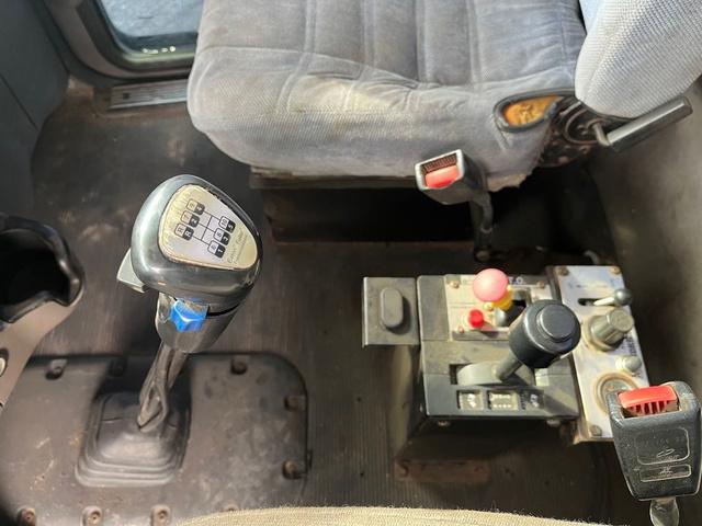 used Other Trucks Peterbilt  for sale, in Scottsbluff, NE Thumbnail 9