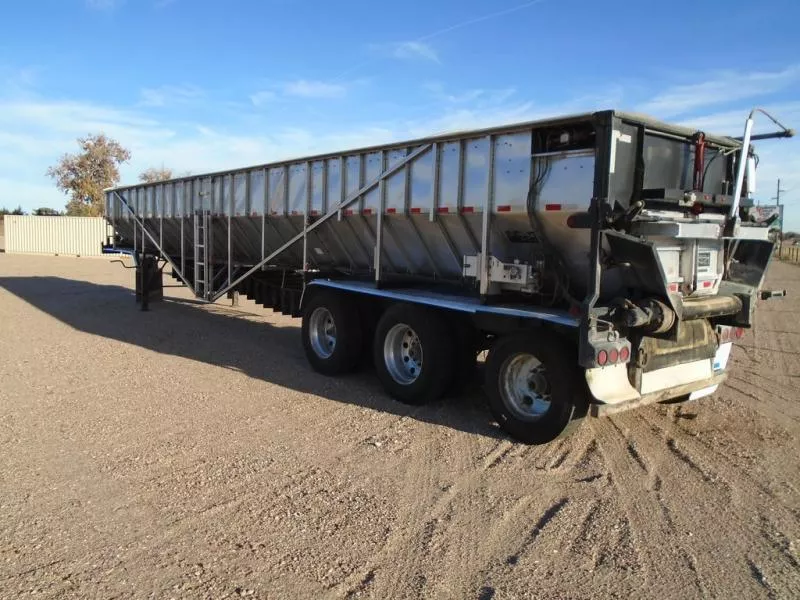 used Grain Semi Trailers Trinity Trailers  for sale, in Scottsbluff, NE Thumbnail 3