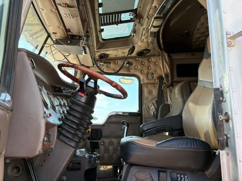 used Other Trucks Kenworth  for sale, in Scottsbluff, NE Thumbnail 9