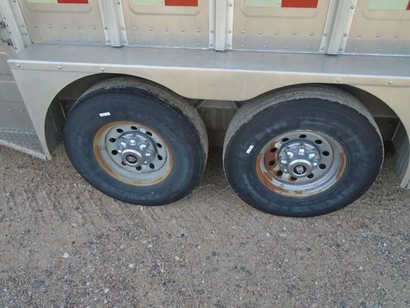 used Stock / Stock Combo Trailers Merritt Trailers  for sale, in Scottsbluff, NE Thumbnail 21