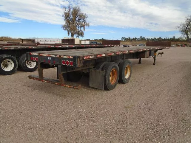used Equipment / Flatbed Trailers Transcraft  for sale, in Scottsbluff, NE Thumbnail 3