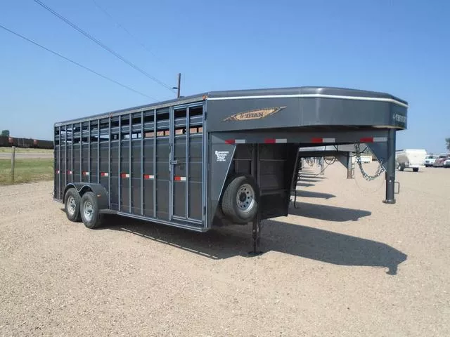2013 Titan Trailer 6.8 X 20 GN Stock Trailer 