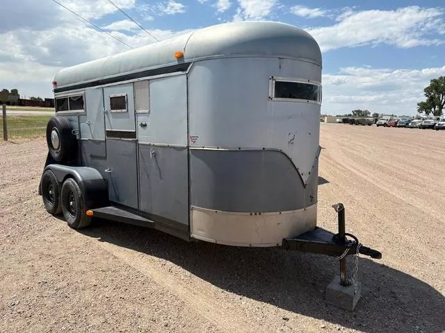 used Horse Trailers Premier Trailers Inc.  for sale, in Scottsbluff, NE Thumbnail 2