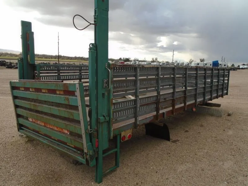 used Equipment / Flatbed Trailers Assembled  for sale, in Scottsbluff, NE Thumbnail 4