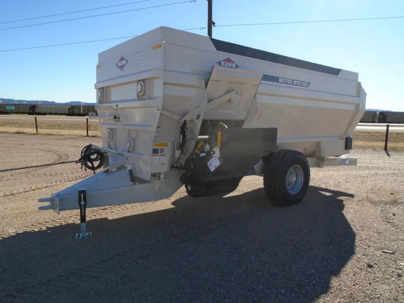 new Equipment / Flatbed Trailers Kuhn  for sale, in Scottsbluff, NE Thumbnail 5