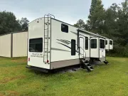 used Fifth Wheel Trailers Forest River Salem Hemisphere for sale, in Gadsden, AL Thumbnail 2