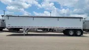 2027 Wilson Trailer 40'x96"x73" Pacesetter Ag Hopper Trailer 