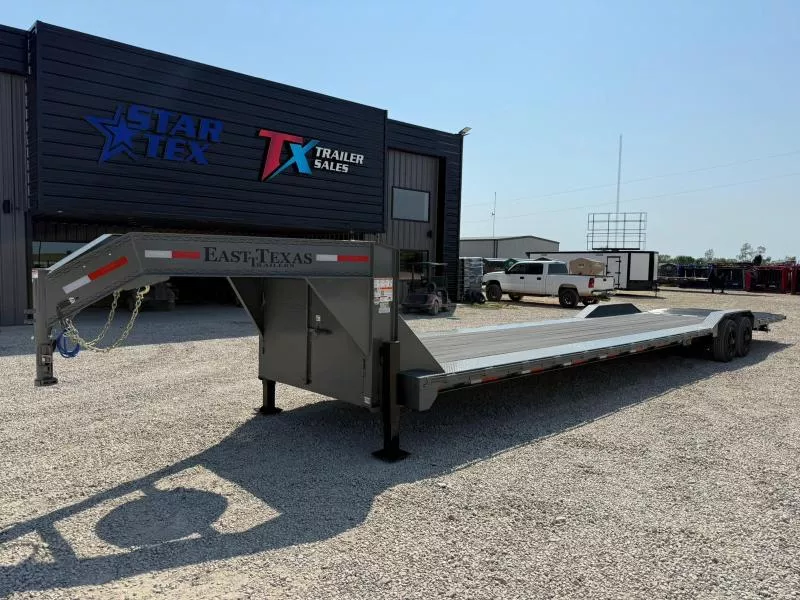 102" X 40' GN LOW BOY EQUIPMENT 20K ( 8' HYDRAULIC DOVE TAIL )