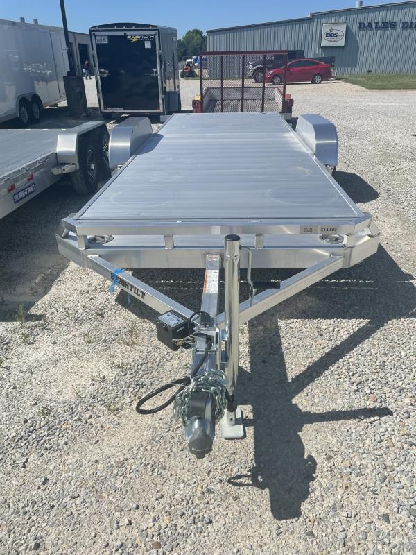 2023 Aluma 8220HTILT Flatbed Trailer 2023 Aluma 8220HTILT Flatbed Trailer