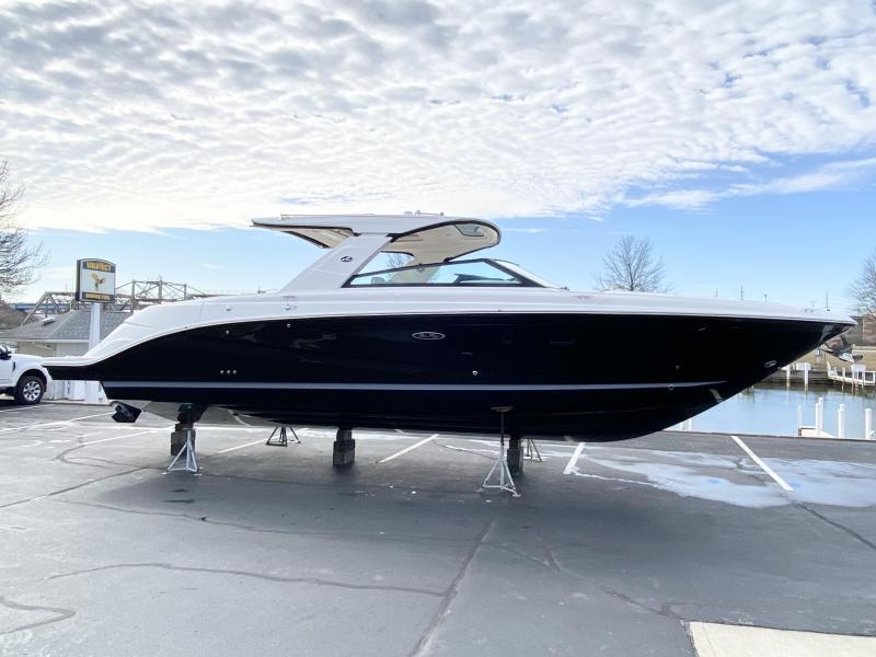2022 Sea Ray 400 SLX Bowrider 2022 Sea Ray 400 SLX Bowrider
