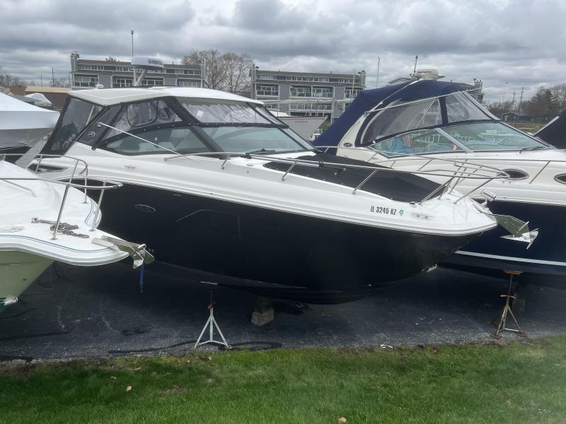 2020 Sea Ray 320 Sundancer Cruiser (Power) 2020 Sea Ray 320 Sundancer Cruiser (Power)