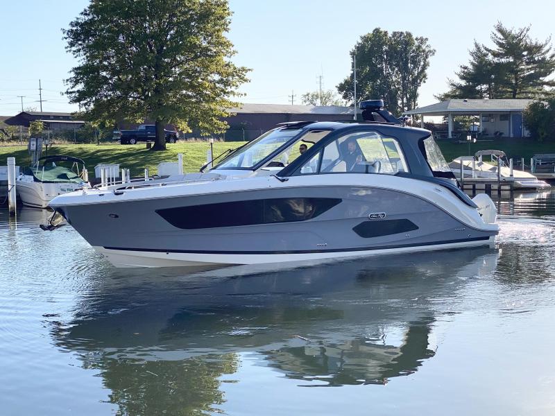 2022 Sea Ray Sundancer 370 Outboard Cruiser (Power) 3dHITg