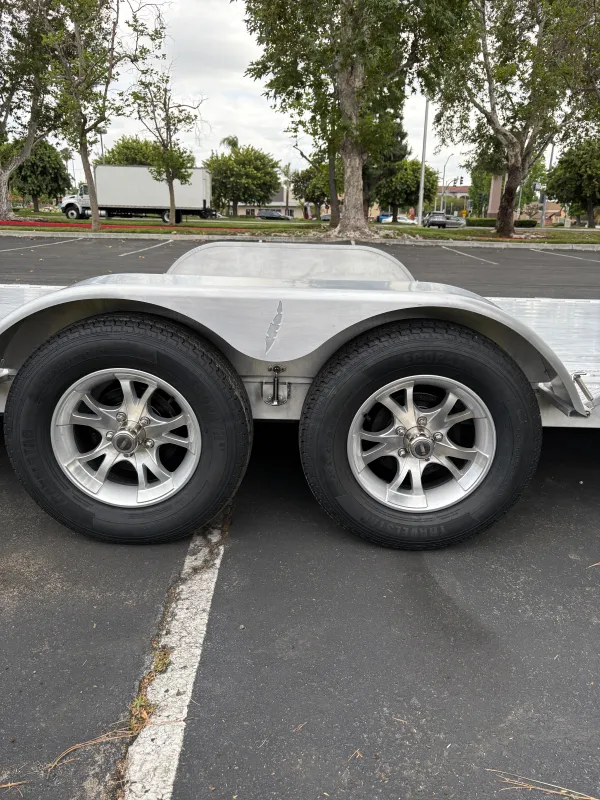 used Equipment / Flatbed Trailers Featherlite  for sale, in Arcadia, CA Thumbnail 4