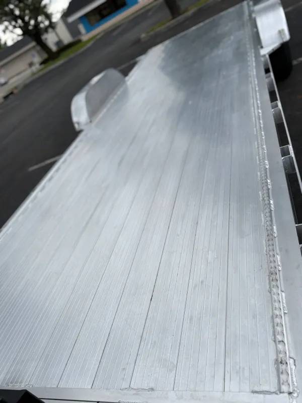 used Equipment / Flatbed Trailers Featherlite  for sale, in Arcadia, CA Thumbnail 9