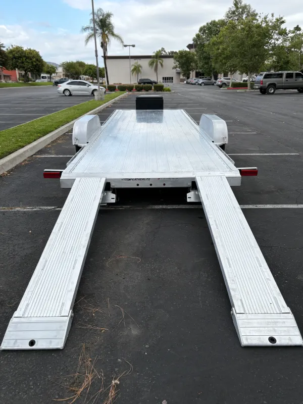 used Equipment / Flatbed Trailers Featherlite  for sale, in Arcadia, CA Thumbnail 5