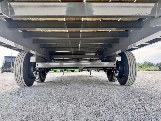new Equipment / Flatbed Trailers Diamond C Trailers  for sale, in Poplar Bluff, MO Thumbnail 26