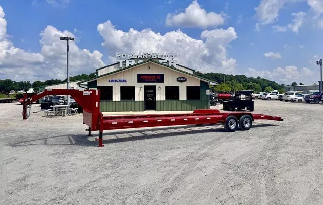 2025 Texas Pride Trailers 7' x 32' Gooseneck TWO Car / SxS Hauler 14k