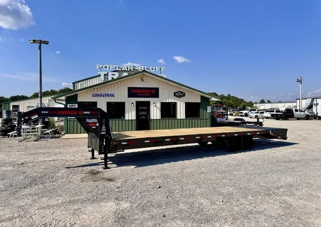 2026 MAXX-D GSB10230  30' x 102 18k Gooseneck Flatbed W/ MAXX"