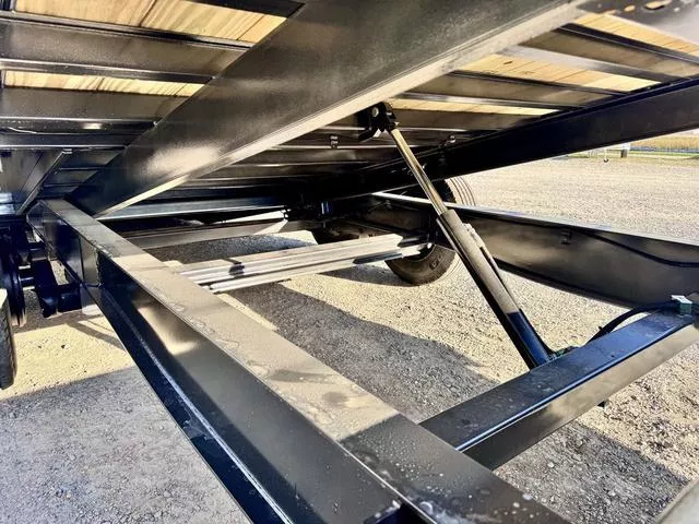 new Tilt Trailers Diamond C Trailers  for sale, in Poplar Bluff, MO Thumbnail 12