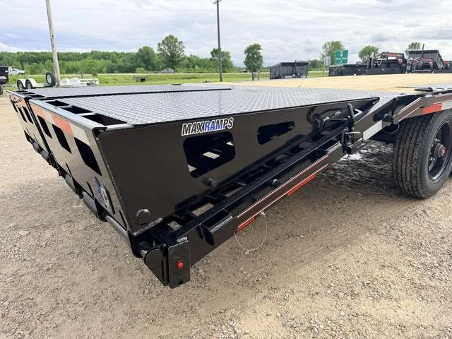 new Equipment / Flatbed Trailers Diamond C Trailers  for sale, in Poplar Bluff, MO Thumbnail 6