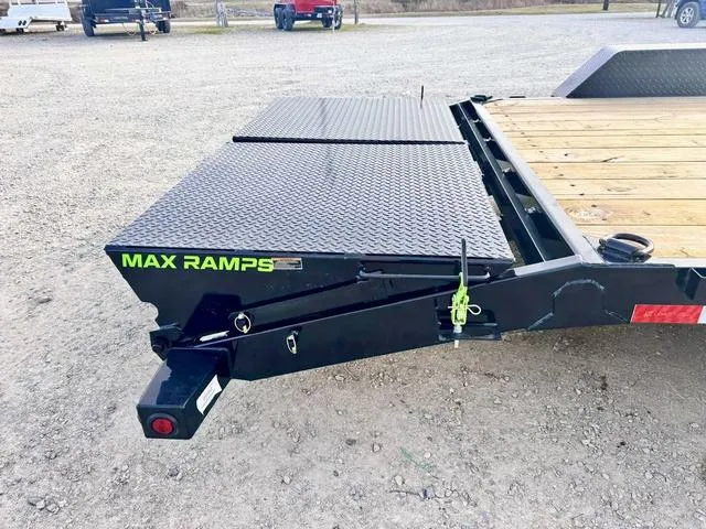 new Equipment / Flatbed Trailers Load Trail  for sale, in Poplar Bluff, MO Thumbnail 3