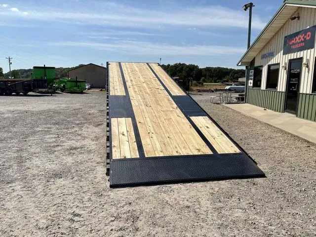 new Equipment / Flatbed Trailers Diamond C Trailers  for sale, in Poplar Bluff, MO Thumbnail 18