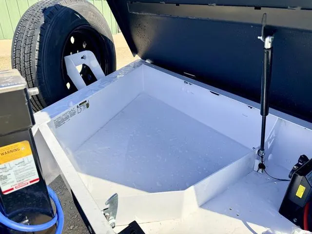 new Equipment / Flatbed Trailers Diamond C Trailers  for sale, in Poplar Bluff, MO Thumbnail 18