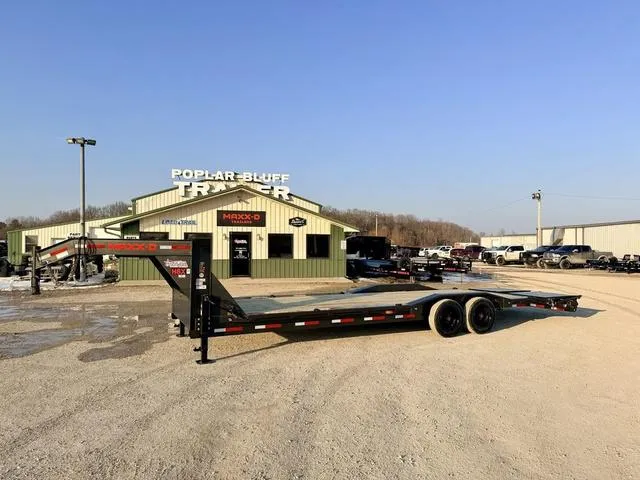 2026 MAXX-D H8X10228G 28' X 102 18K Gooseneck Car Hauler W/ M"