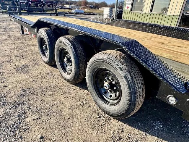 new Equipment / Flatbed Trailers Load Trail  for sale, in Poplar Bluff, MO Thumbnail 15