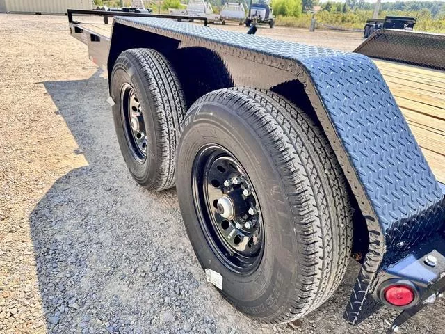 new Equipment / Flatbed Trailers Load Trail  for sale, in Poplar Bluff, MO Thumbnail 9