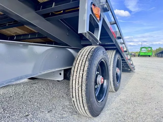 new Equipment / Flatbed Trailers Diamond C Trailers  for sale, in Poplar Bluff, MO Thumbnail 20