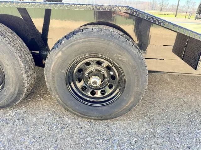 new Car Haulers / Racing Trailers MAXX-D  for sale, in Poplar Bluff, MO Thumbnail 9