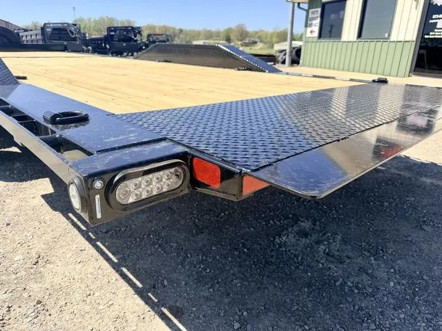 new Equipment / Flatbed Trailers MAXX-D  for sale, in Poplar Bluff, MO Thumbnail 29