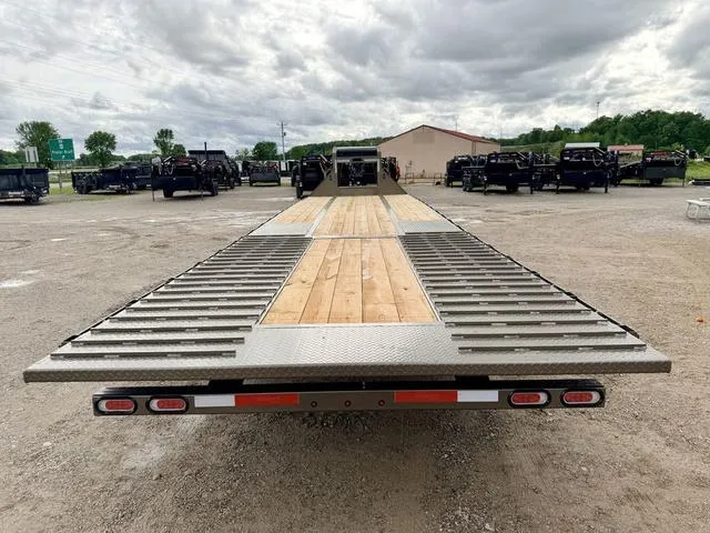 new Utility Trailers Diamond C Trailers  for sale, in Poplar Bluff, MO Thumbnail 39