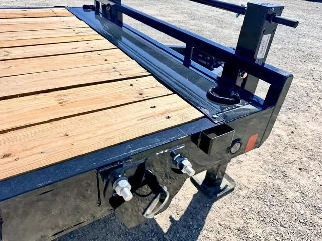 new Equipment / Flatbed Trailers Load Trail  for sale, in Poplar Bluff, MO Thumbnail 9