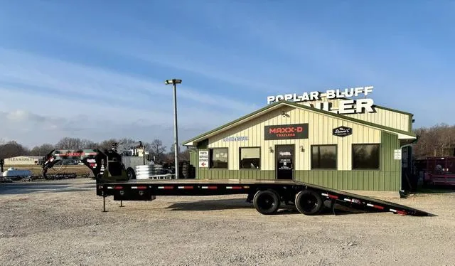 2026 MAXX-D YDX10232 32' X 102 25.9K Gooseneck Hydraulic Dove"