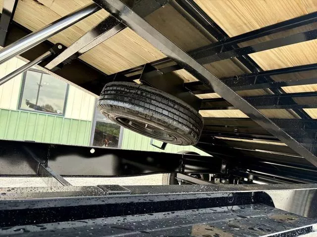 new Equipment / Flatbed Trailers Diamond C Trailers  for sale, in Poplar Bluff, MO Thumbnail 14