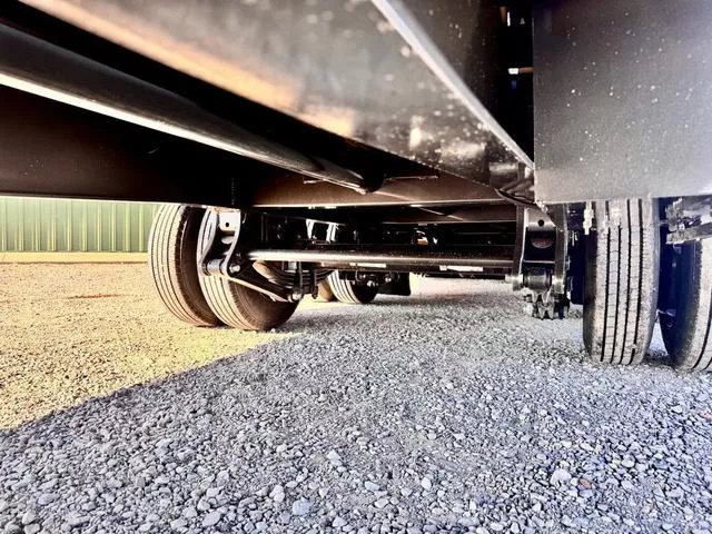 new Utility Trailers MAXX-D  for sale, in Poplar Bluff, MO Thumbnail 17