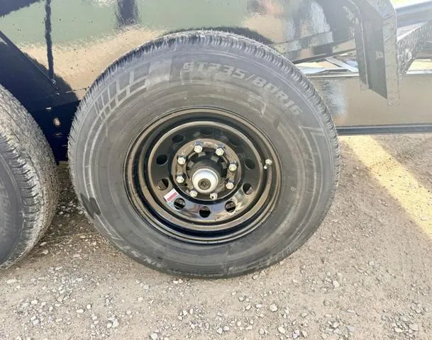 new Equipment / Flatbed Trailers Load Trail  for sale, in Poplar Bluff, MO Thumbnail 13