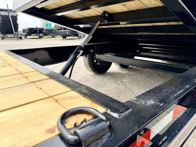 new Tilt Trailers Diamond C Trailers  for sale, in Poplar Bluff, MO Thumbnail 10