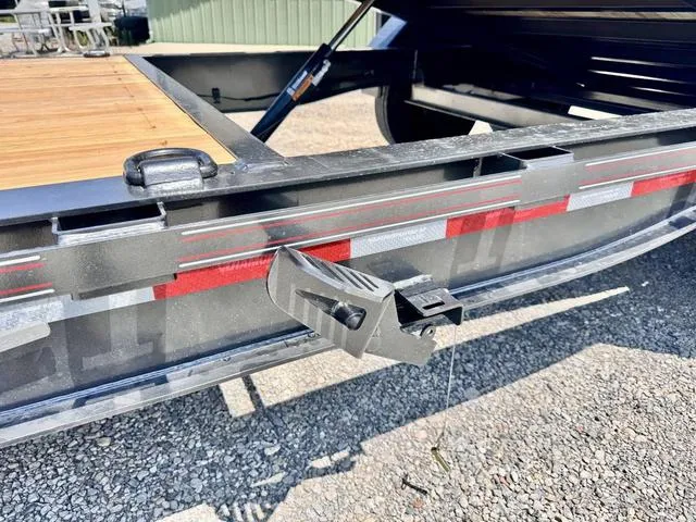 new Tilt Trailers Diamond C Trailers  for sale, in Poplar Bluff, MO Thumbnail 18