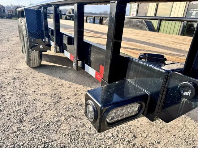 new Equipment / Flatbed Trailers Load Trail  for sale, in Poplar Bluff, MO Thumbnail 17