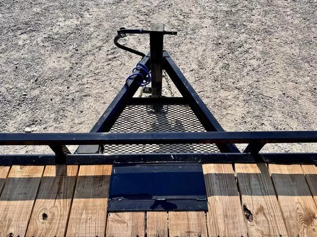 new Equipment / Flatbed Trailers Load Trail  for sale, in Poplar Bluff, MO Thumbnail 8