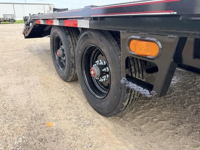 new Equipment / Flatbed Trailers Diamond C Trailers  for sale, in Poplar Bluff, MO Thumbnail 26