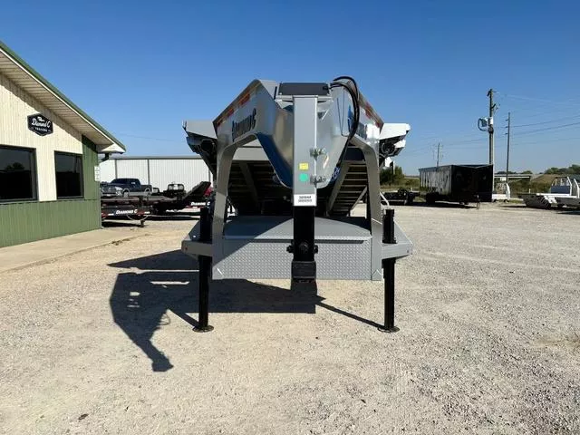 new Equipment / Flatbed Trailers Diamond C Trailers  for sale, in Poplar Bluff, MO Thumbnail 16