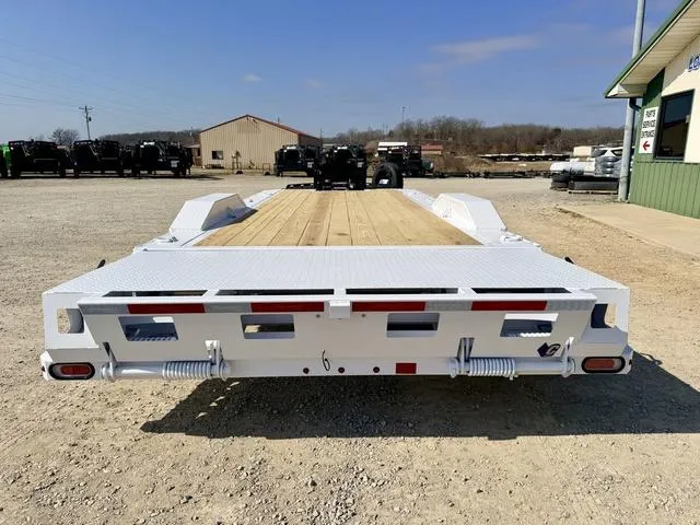 new Equipment / Flatbed Trailers Diamond C Trailers  for sale, in Poplar Bluff, MO Thumbnail 7