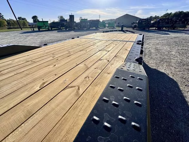 new Tilt Trailers Diamond C Trailers  for sale, in Poplar Bluff, MO Thumbnail 23